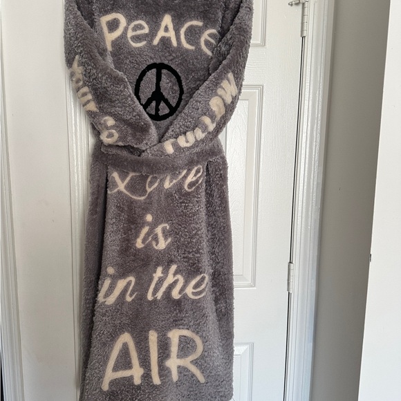 Shearling coat - Picture 1 of 8